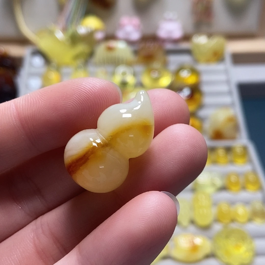 琥珀未镶嵌裸石天然琥珀蜜蜡