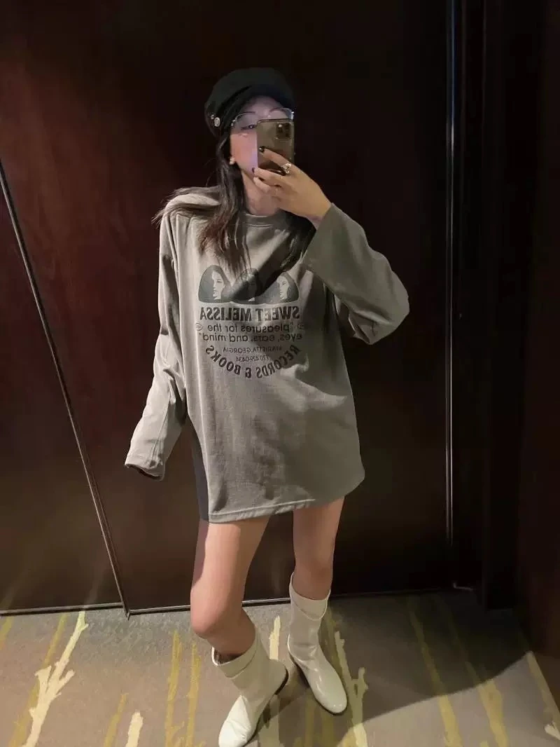 卡卡家早春上衣薄款