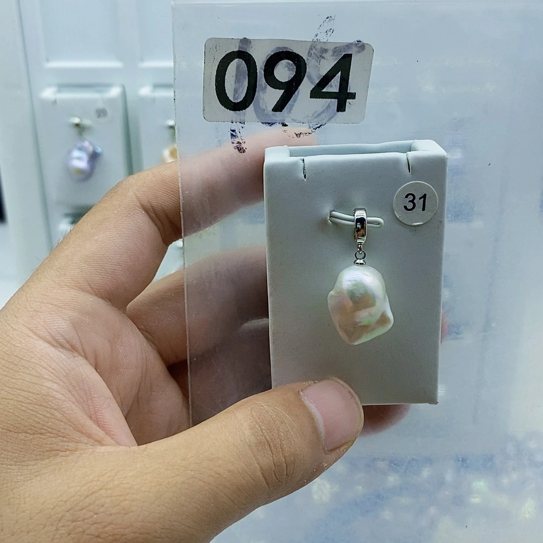 淡水珍珠合金颈饰