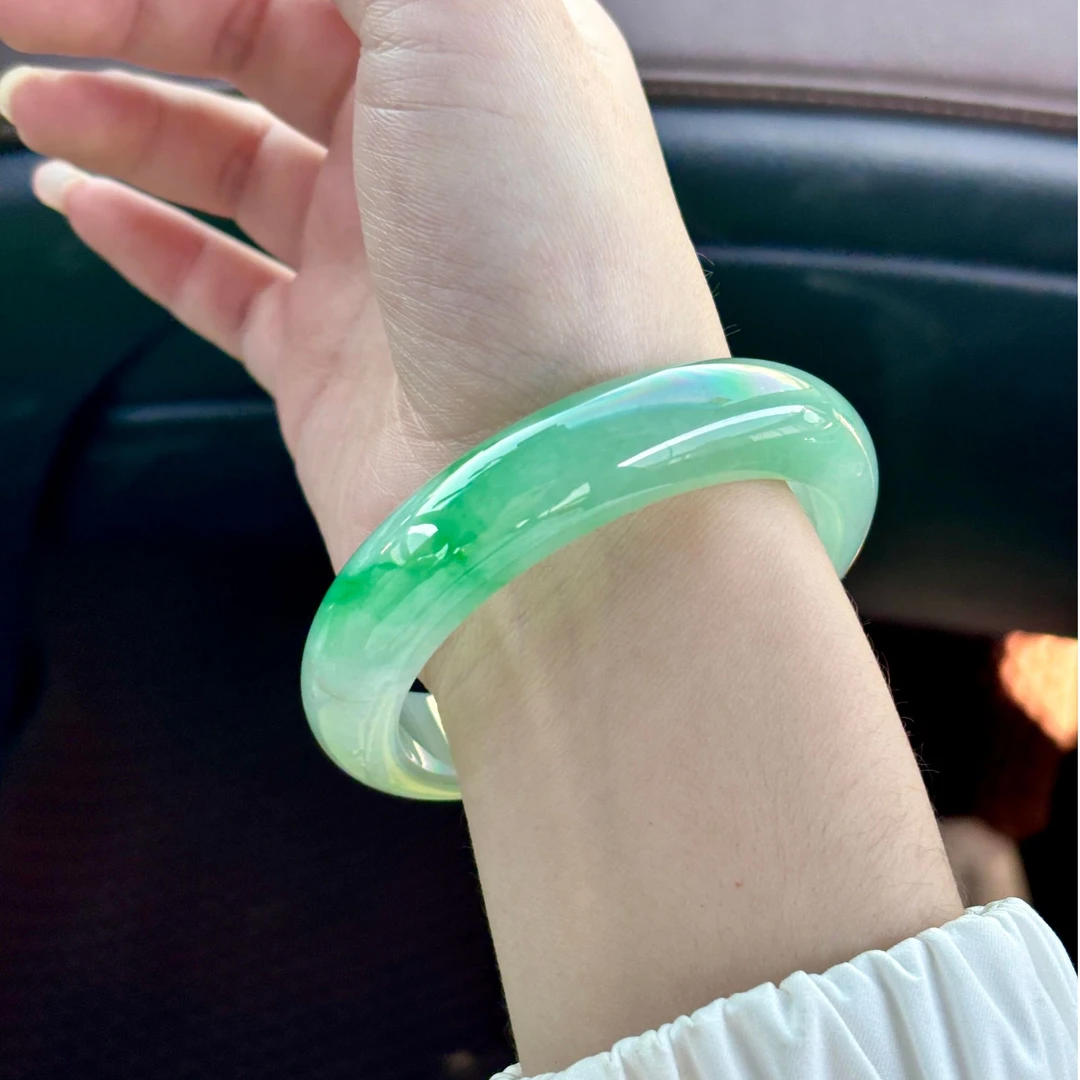 经典气质时尚飘花女款手镯精美少女正圈国风复古手镯多样性发货