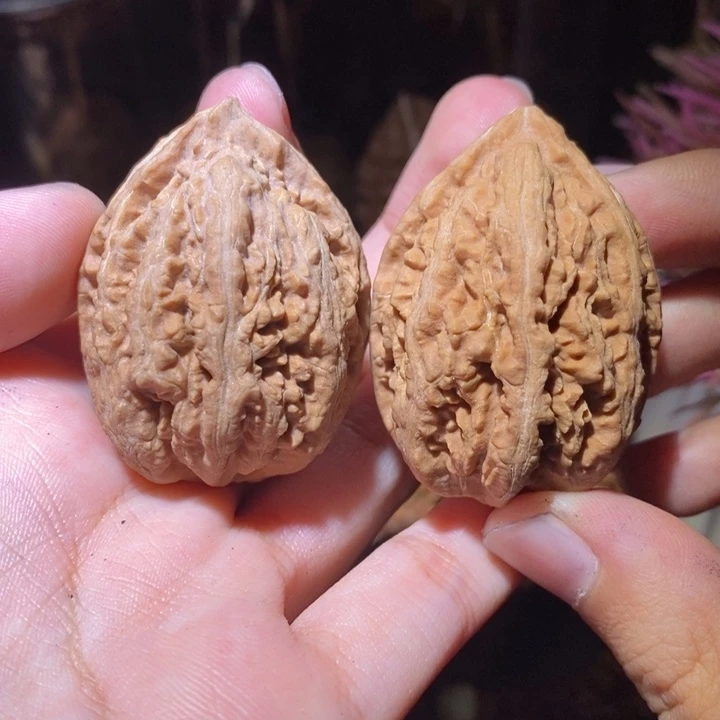 把件文玩核桃东北野生楸子小园165