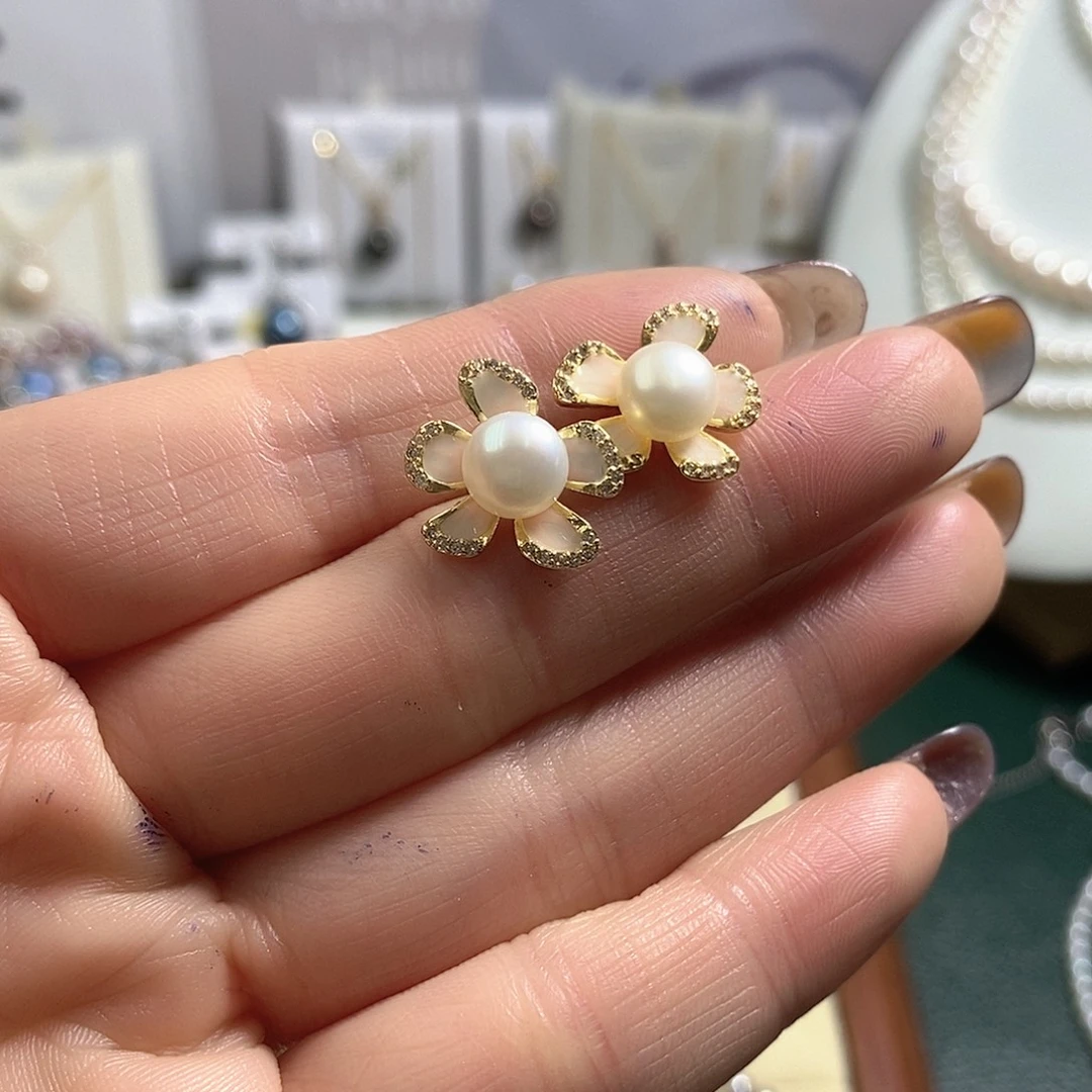 未镶嵌淡水珍珠颈饰