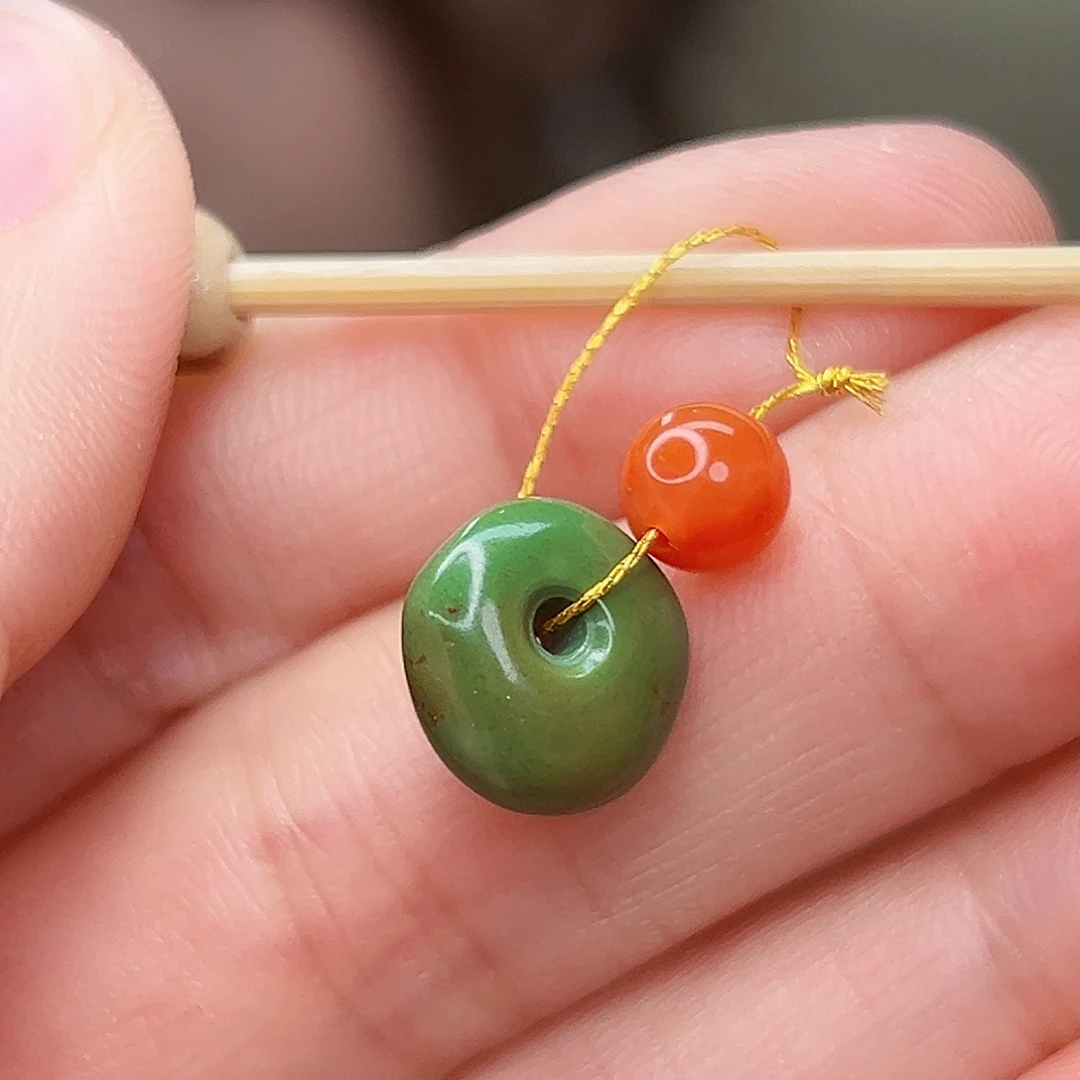 南红玛瑙未镶嵌珠宝奇石