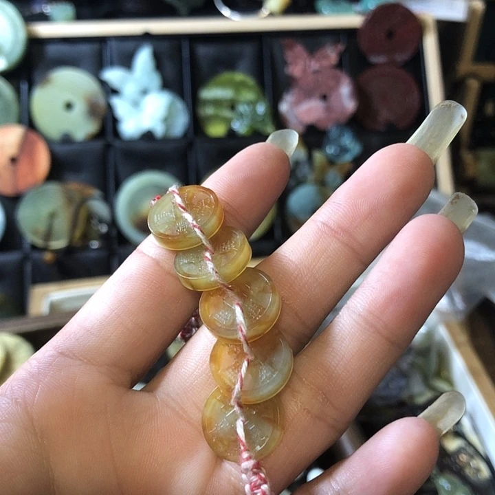 未镶嵌岫玉岫玉五帝钱手链