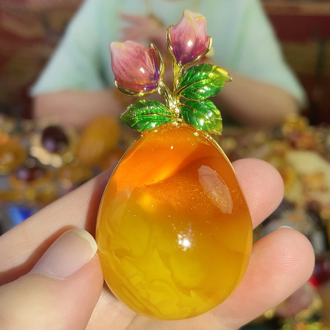 银S925镀金镶嵌吊坠(赠链)蜜蜡