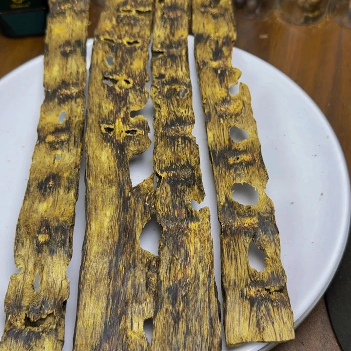 浮***冰沉香碎屑沉香陆河花果香