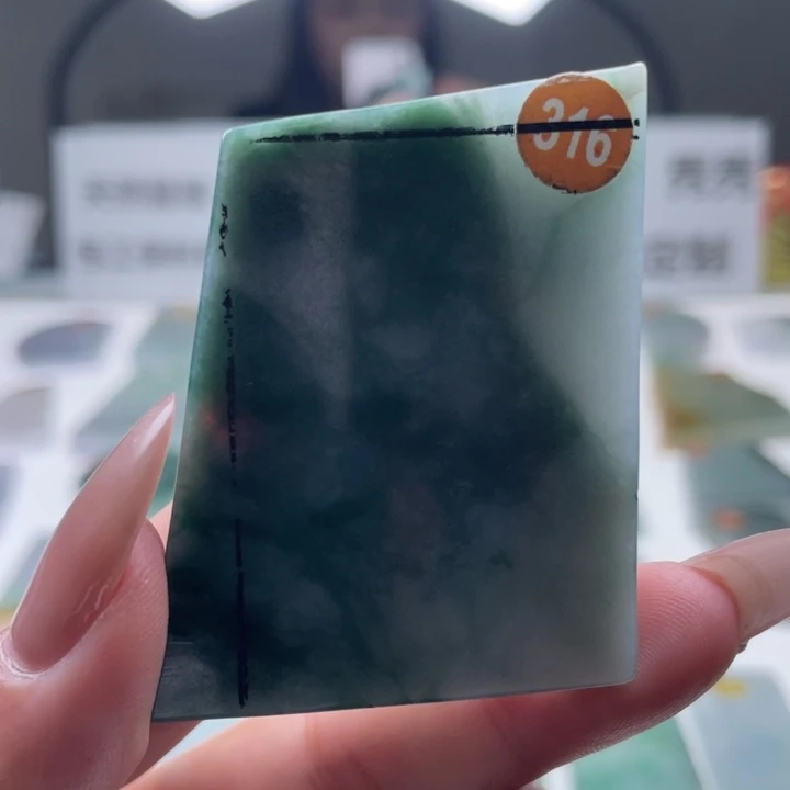 定制翡翠未镶嵌天然翡翠