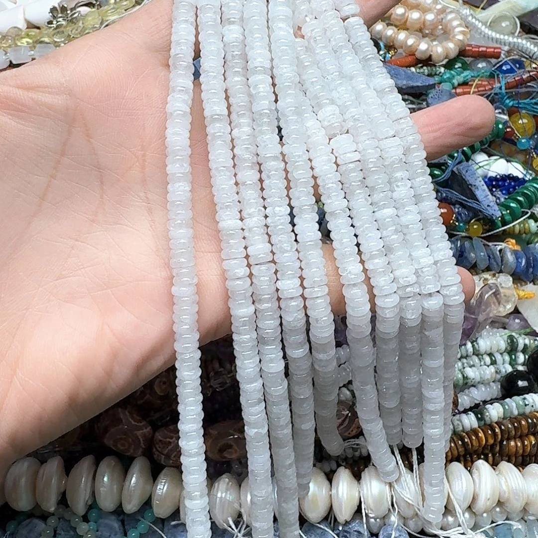 玛瑙/玉髓未镶嵌珠宝半成品一条6mm白水晶算盘