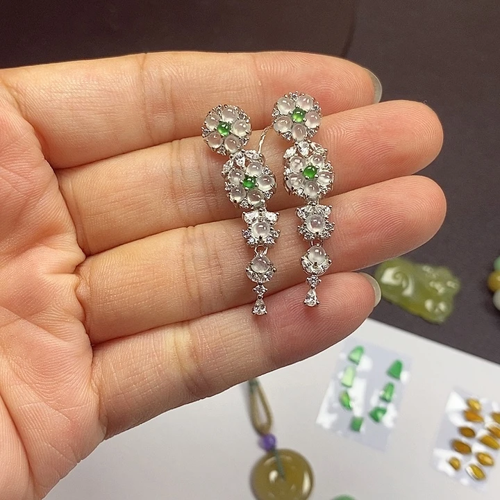 翡翠银S925镶嵌颈饰翡翠