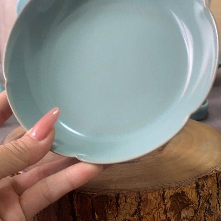 瓷片葵口盘一一一一一一一一一暇
