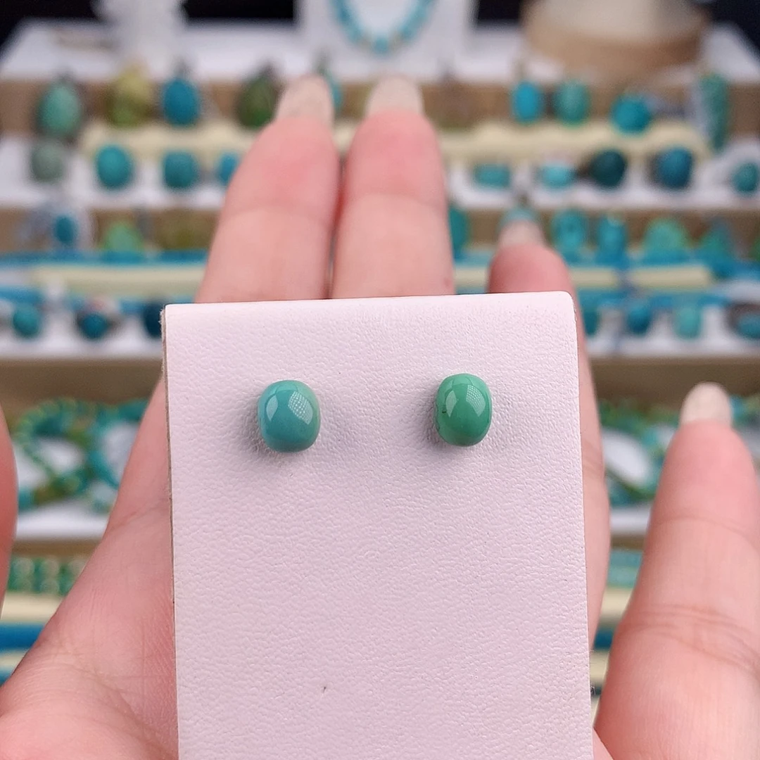 绿松石未镶嵌耳饰