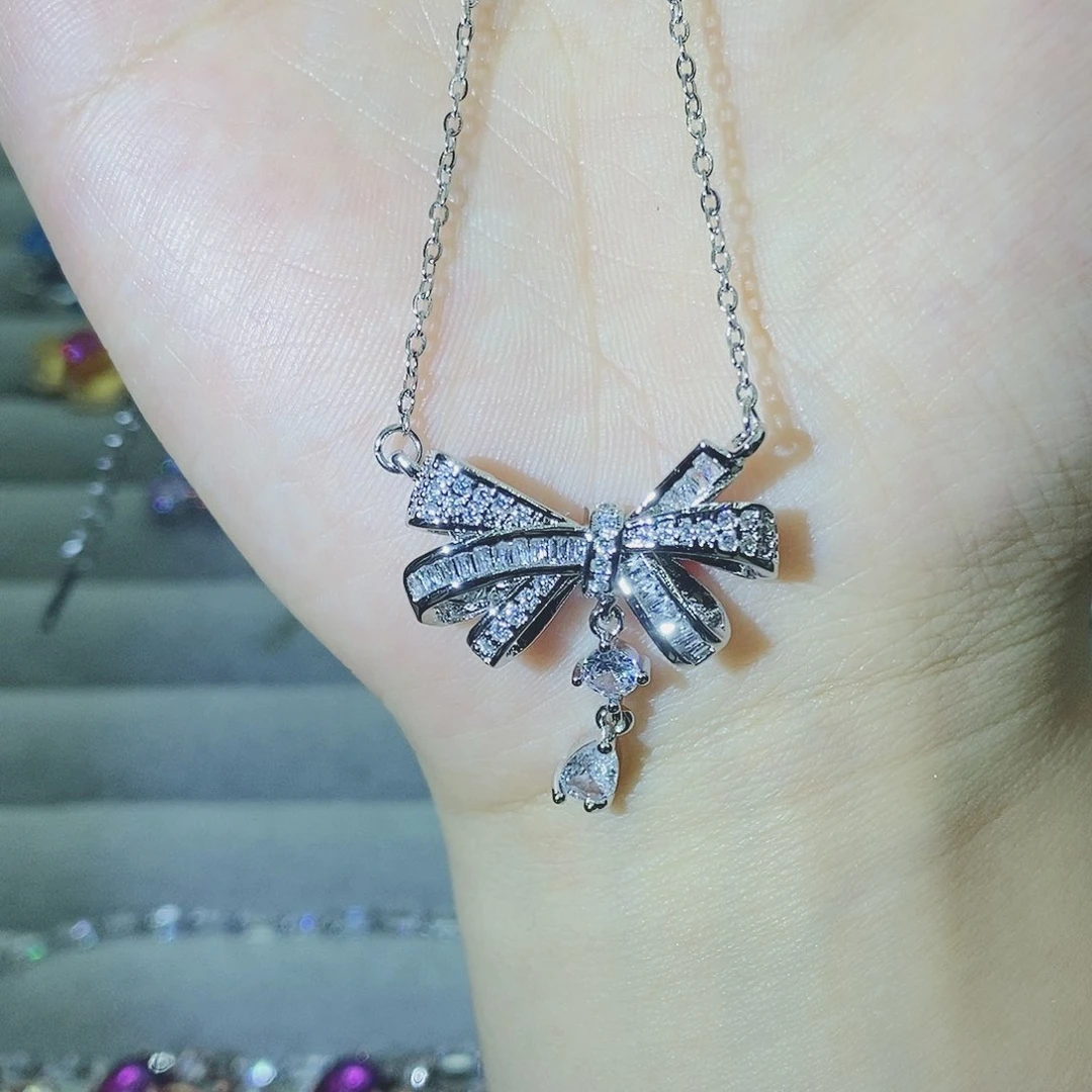 【闪购商品】银S925镶嵌耳饰托帕石
