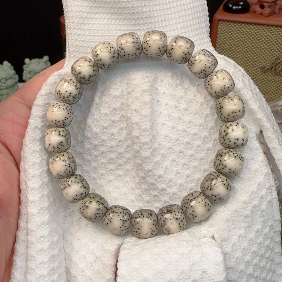 星月菩提手串骨瓷白大眼睛11*10