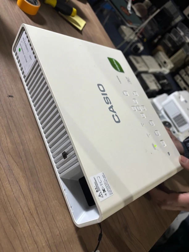 8新  二手 卡西欧激光投影仪 运费自理