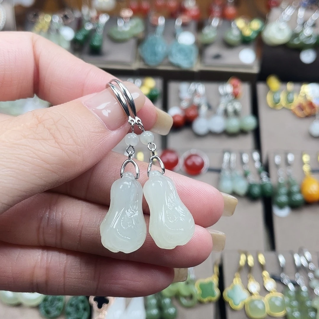 和田玉银S925镶嵌耳饰白菜