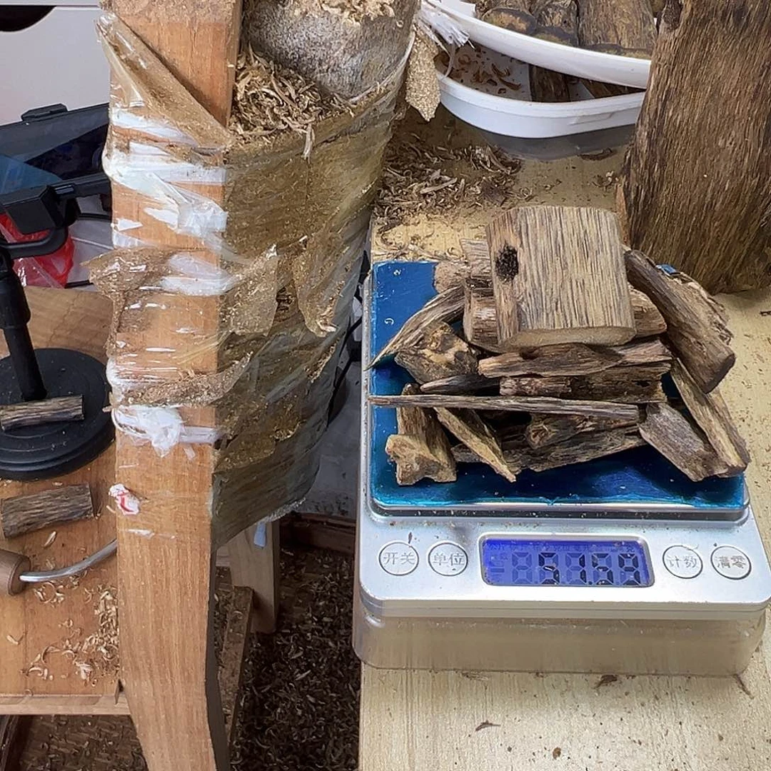 香料绿奇楠虫漏51克白棋