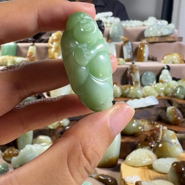 和田玉（糖玉）未镶嵌颈饰