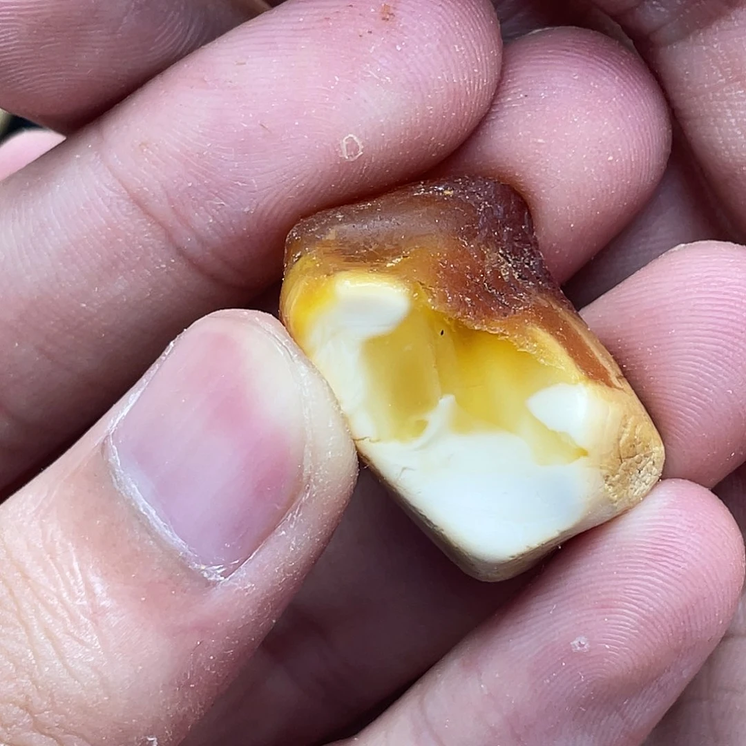 未镶嵌定制琥珀定制