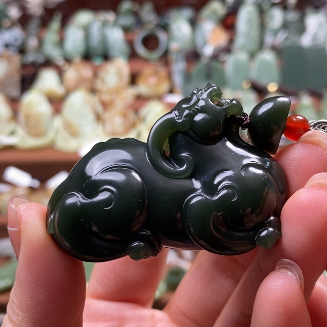 道***宗和田玉未镶嵌把件