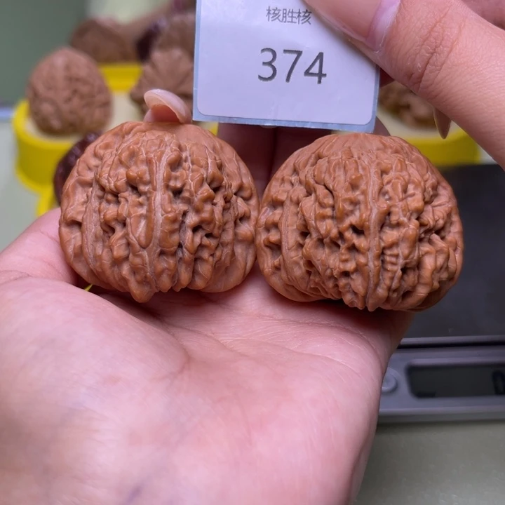 文玩核桃把件四座楼44.374