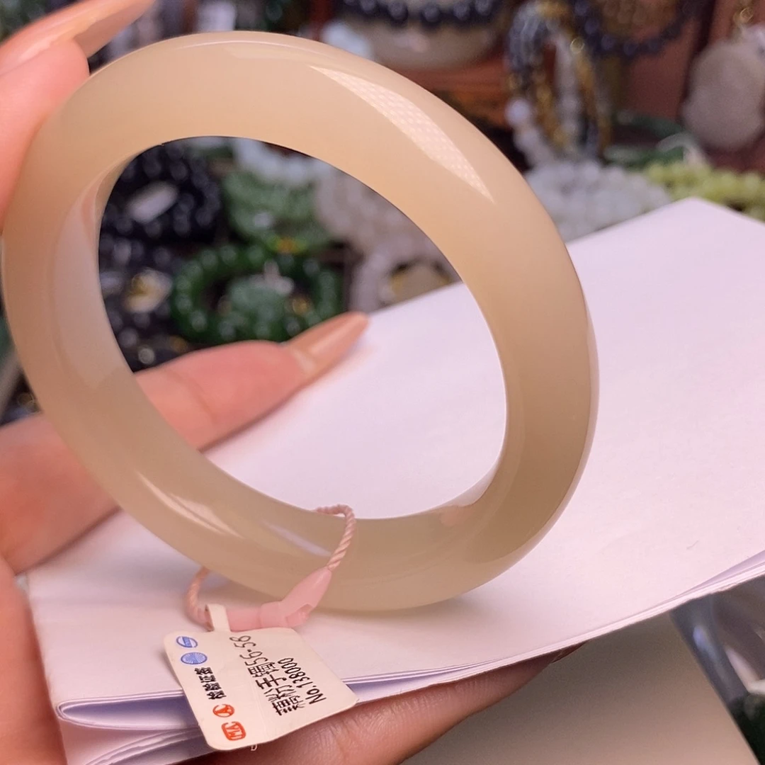 昨***饭和田玉未镶嵌颈饰藕粉老熟料老料收藏毕业级手镯56.5