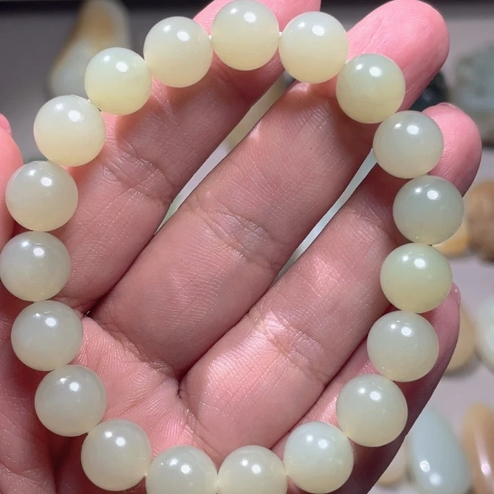 未镶嵌和田玉（糖玉）珠宝半成品