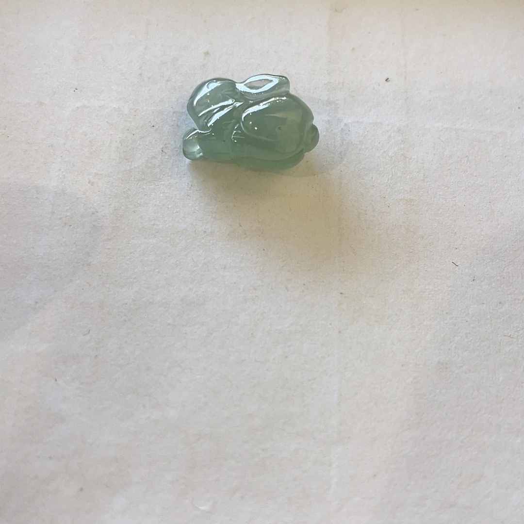 夏***炎翡翠未镶嵌颈饰