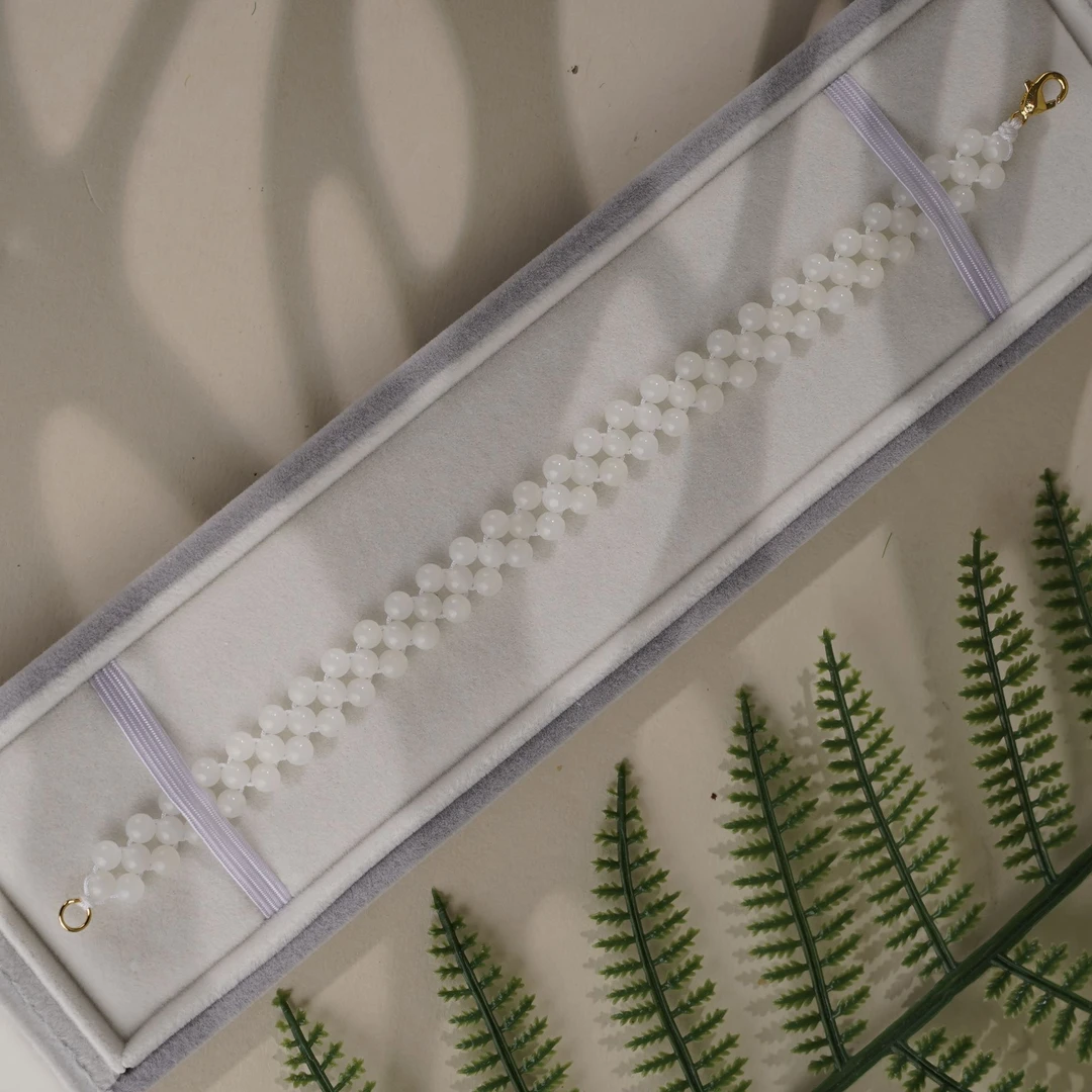 ZW528二十世纪和田玉手链