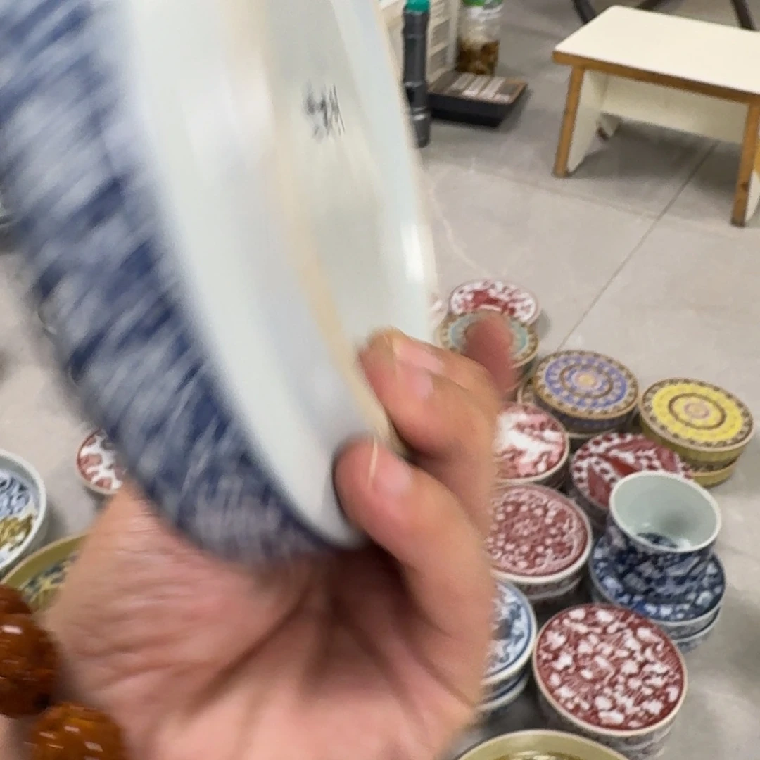杯青花国色天香大壶承