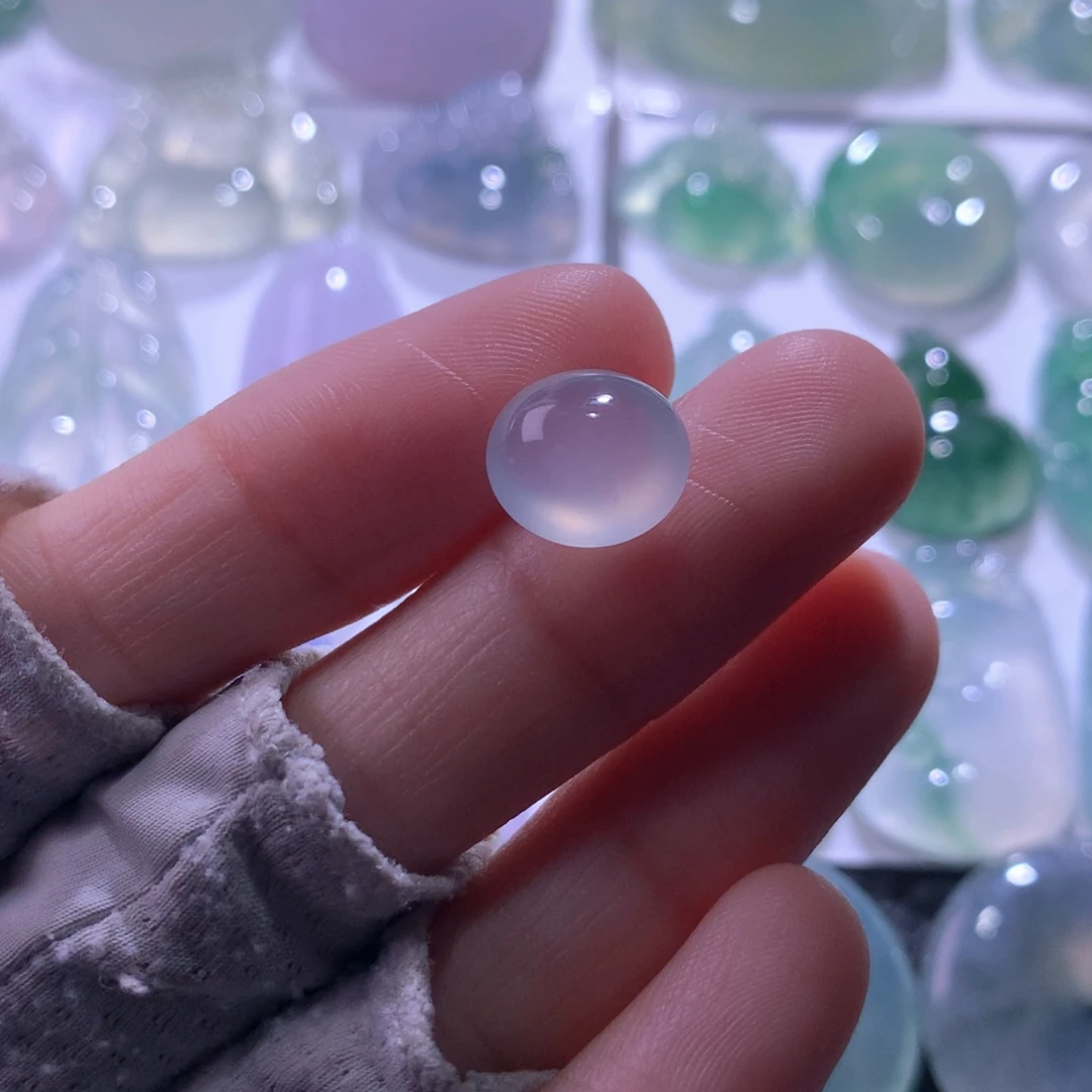 翡翠未镶嵌颈饰蛋面