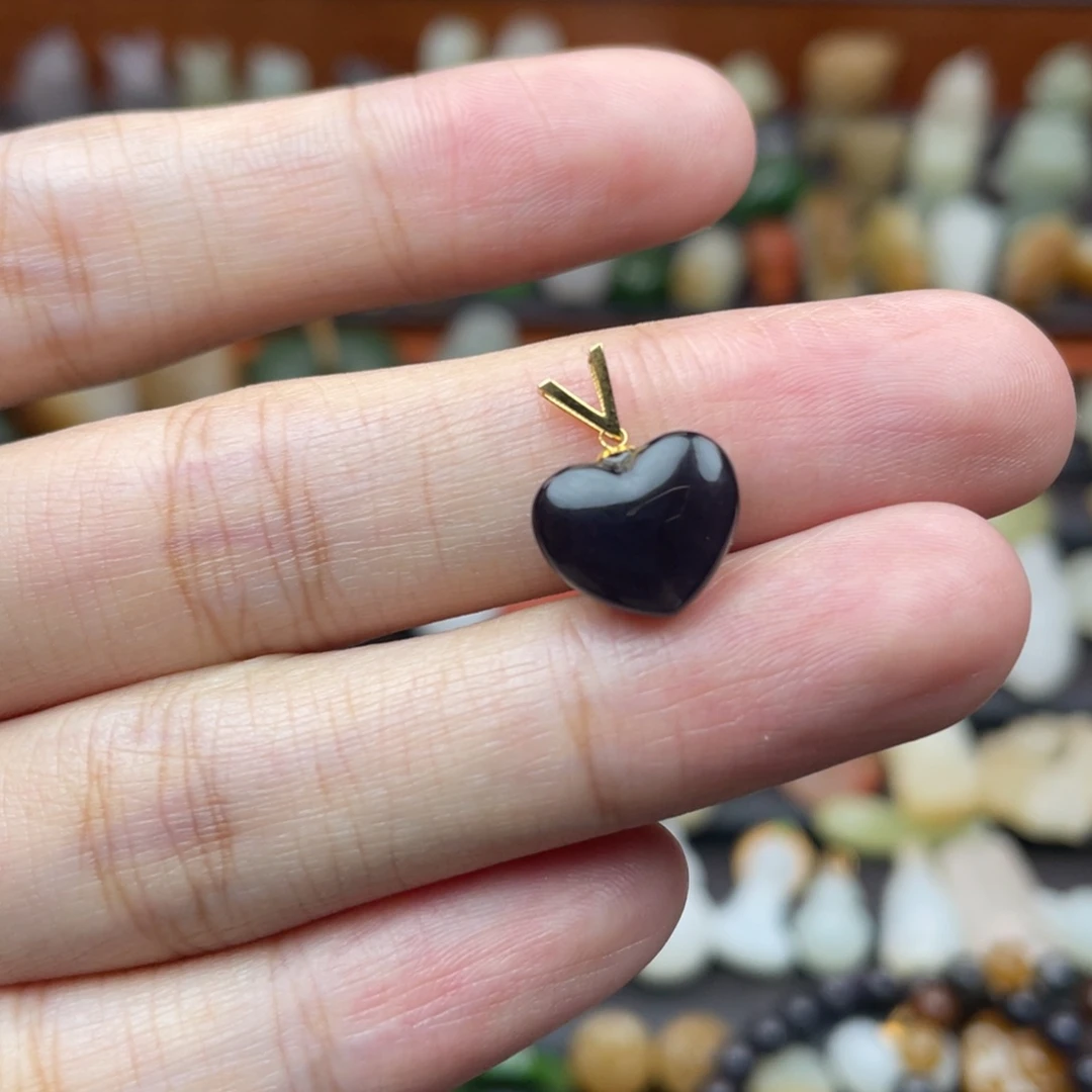 和田玉18K金镶嵌颈饰