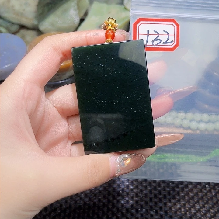 和田玉和田玉边角料随机发未镶嵌