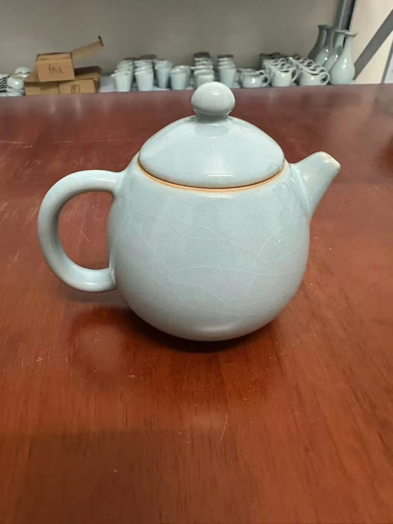 原矿微瑕天青西施壶200ml(介意微瑕  勿拍)