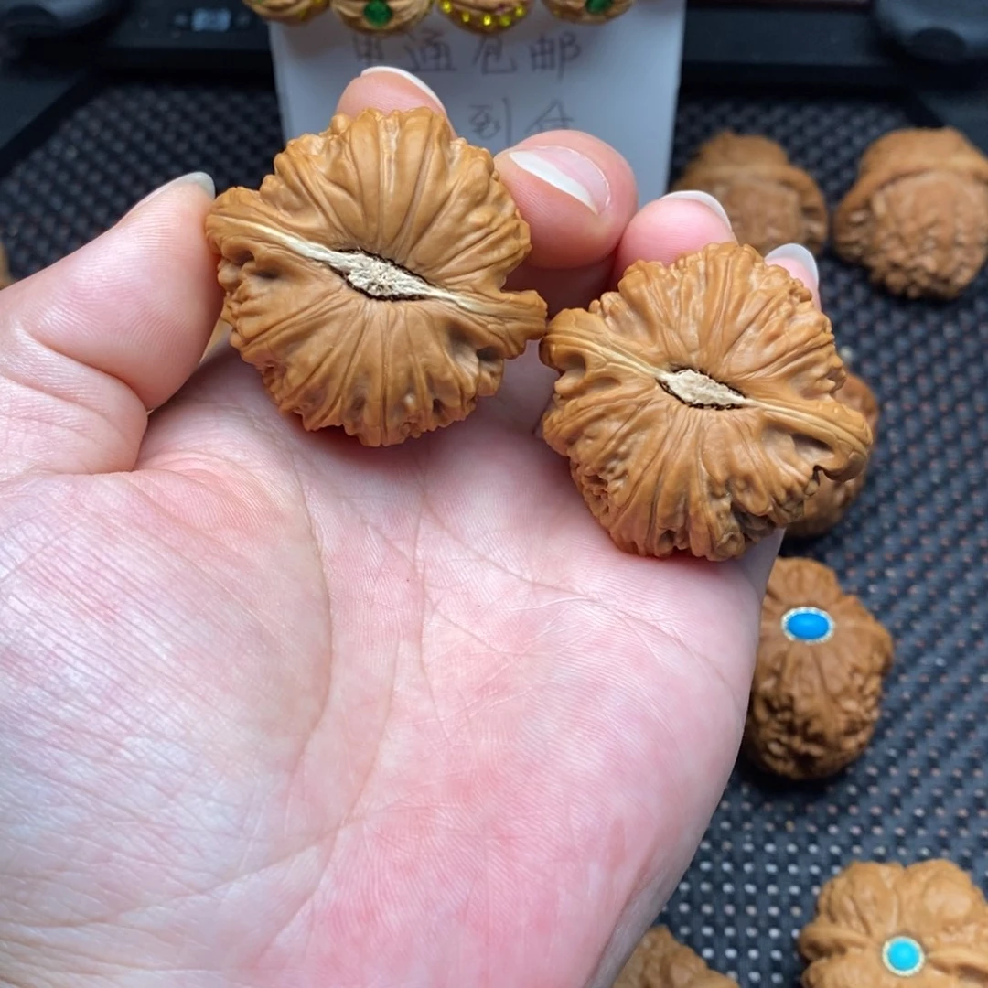 文玩核桃把件白狮子44尺