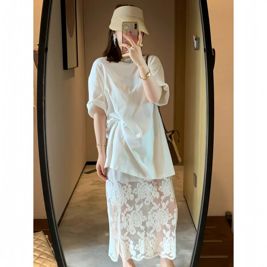 法式简约高级感两件套女2025夏季新款宽松短袖T恤＋开叉蕾丝半身裙