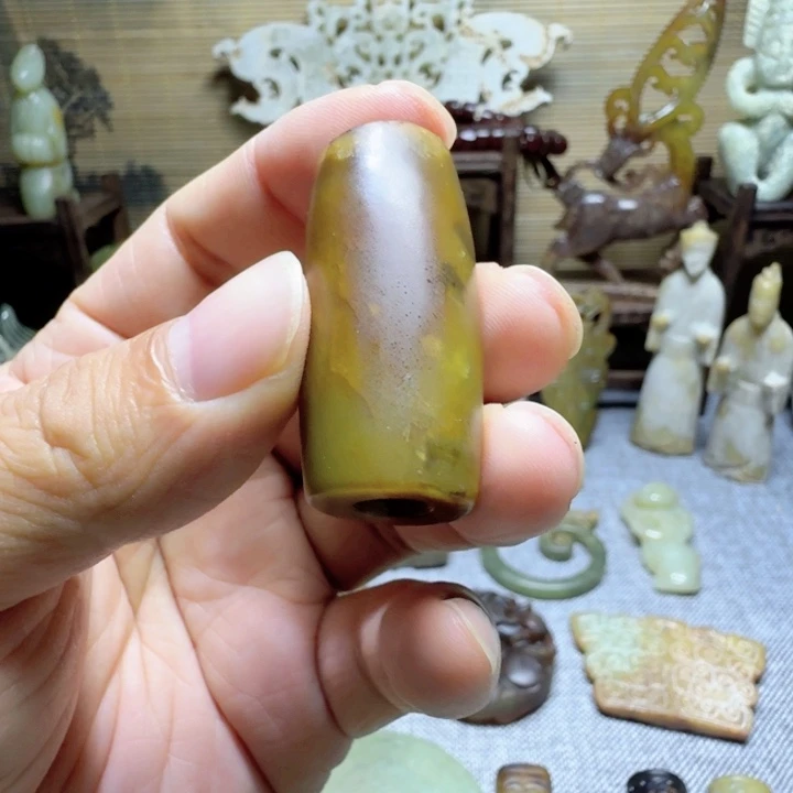 江***南未镶嵌和田玉（糖玉）挂件
