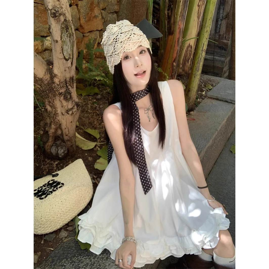 法式重工花边下摆背心连衣裙女夏季温柔甜美宽松蓬蓬裙短裙