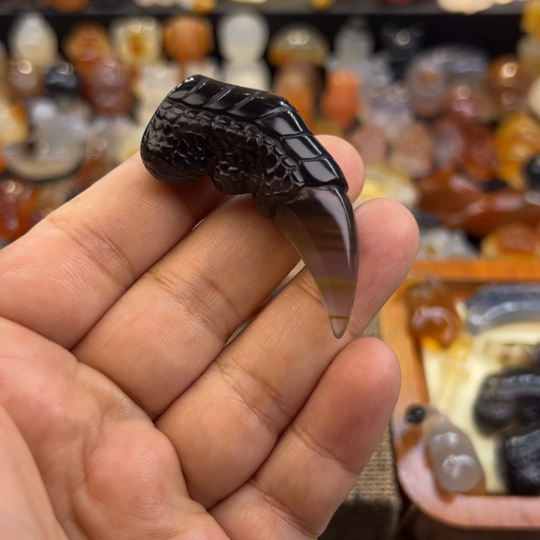 艺***އ未镶嵌摆件手玩件定制玛瑙龙指