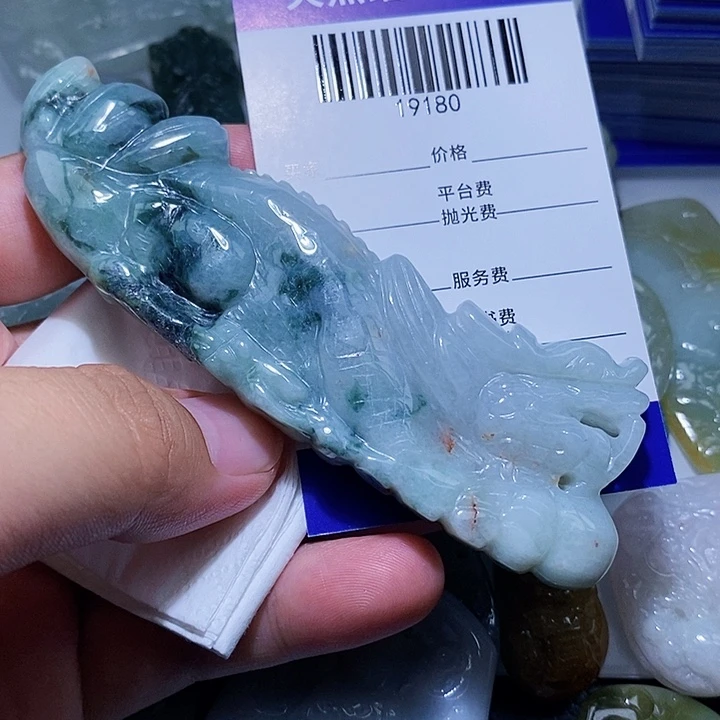 颈饰未镶嵌翡翠天光墟翡翠市场现金代购
