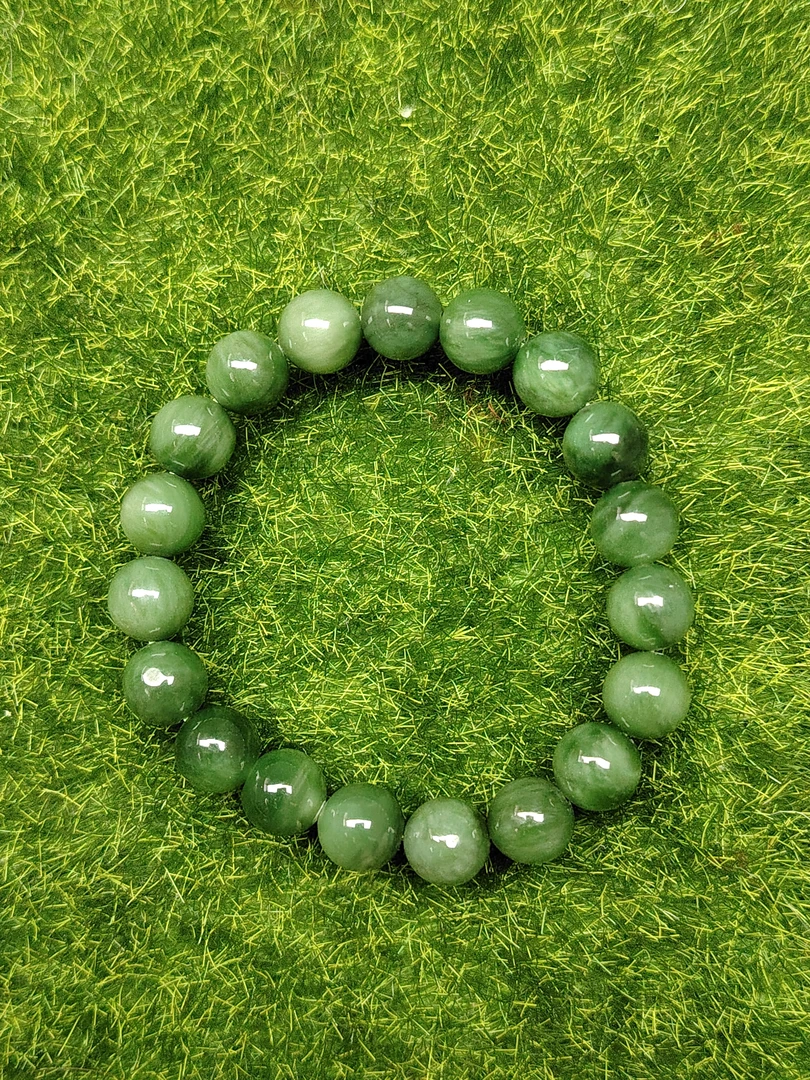 和田玉俄碧卡10mm