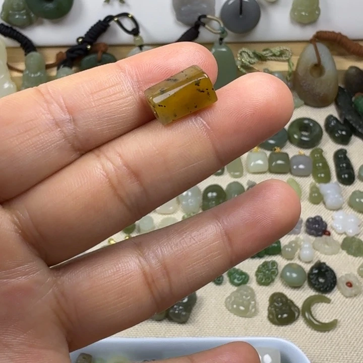 未镶嵌和田玉包链