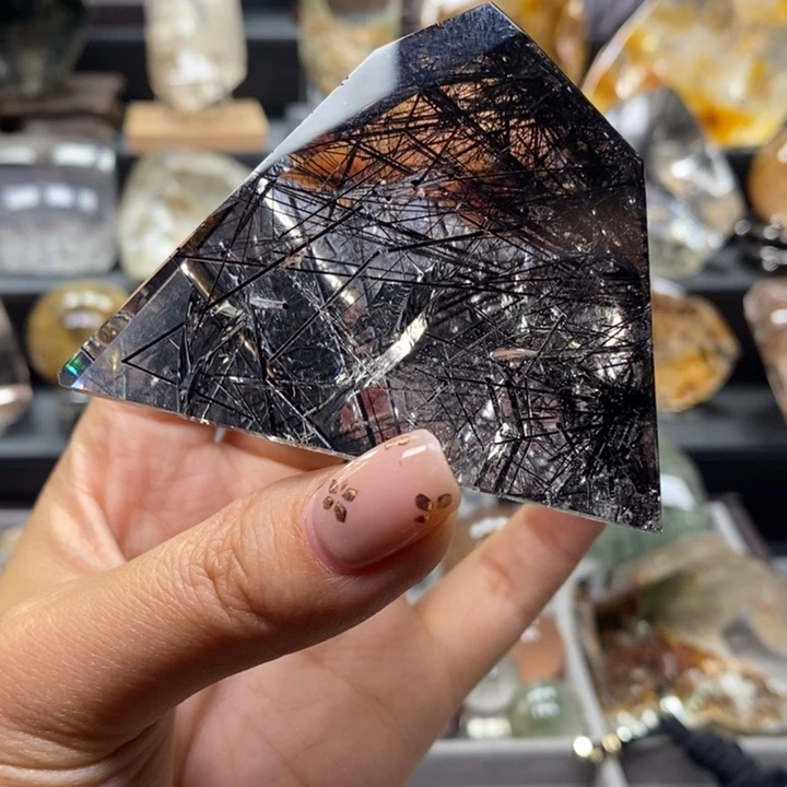 从***容水晶珠宝半成品未镶嵌