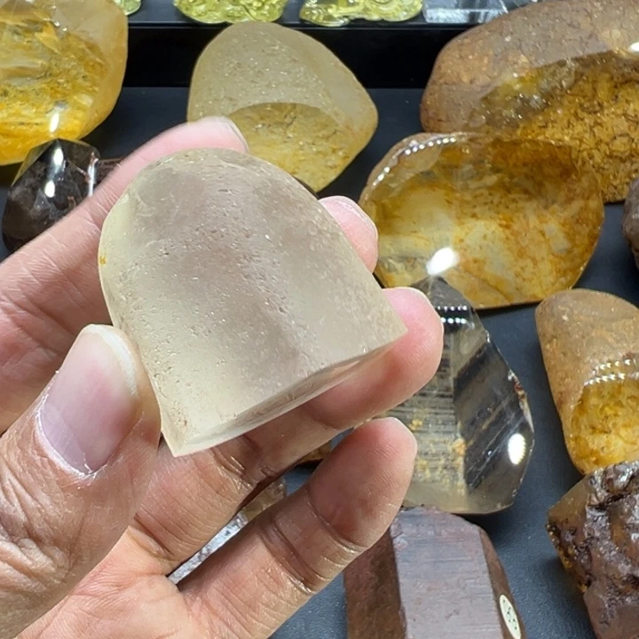 水晶大型摆件（非配饰）未镶嵌