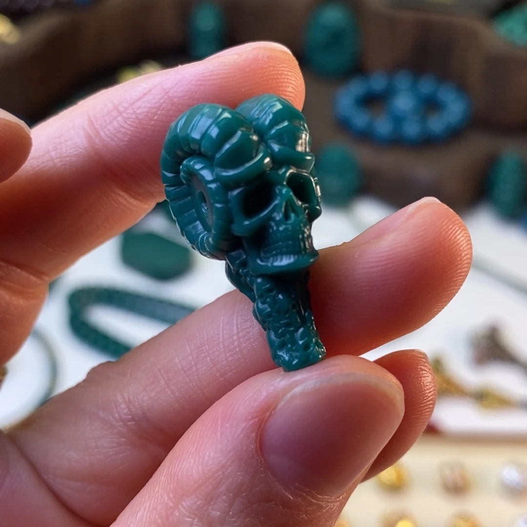 琉璃颈饰地狱色万灵通12.5mm