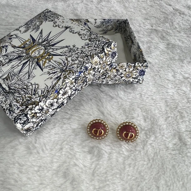 95新 DIOR/迪奥 捐金沉珠/耳钉