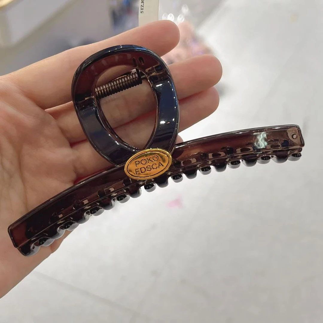 （陈陈家发饰） 12公分 透茶色金标字母款抓夹