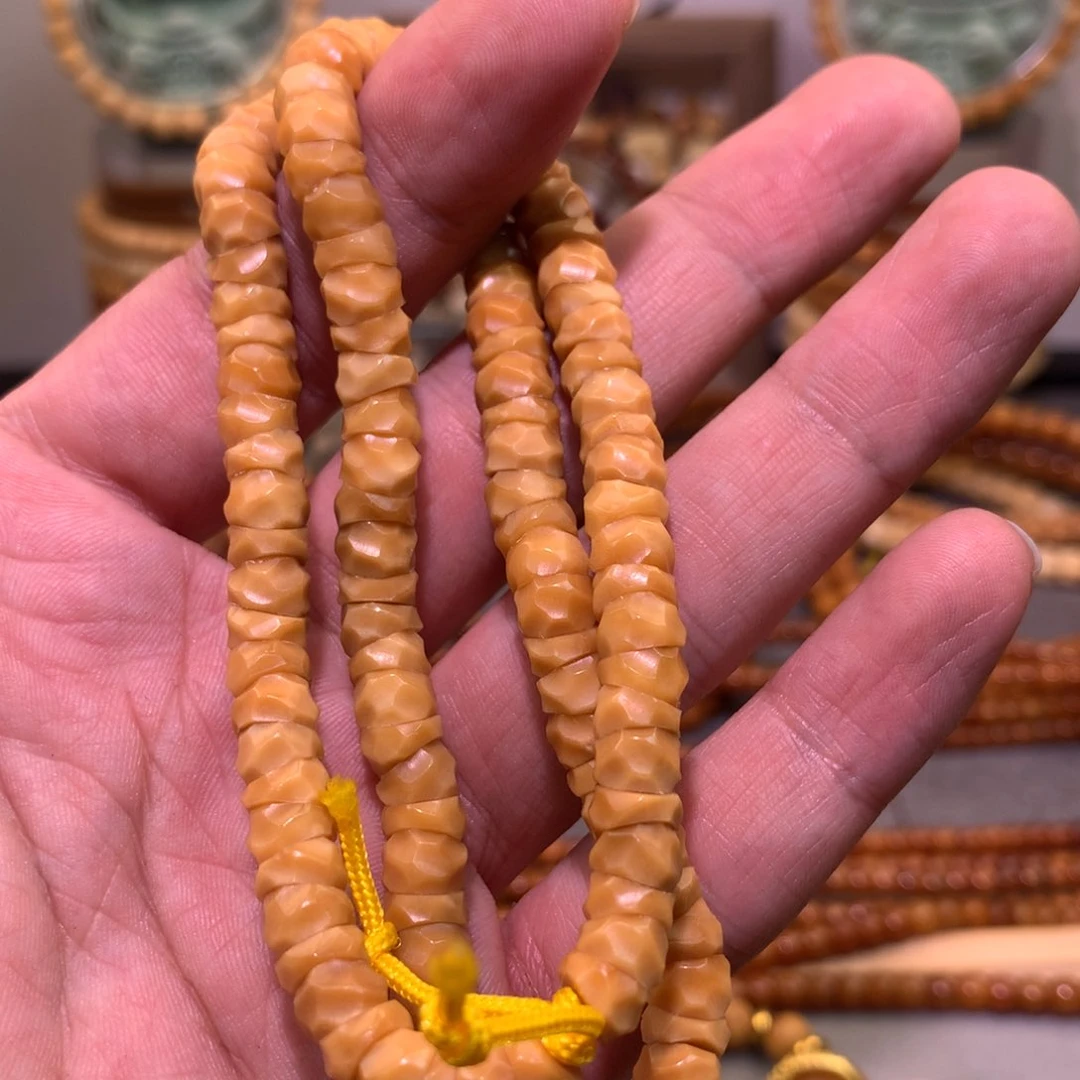 星月菩提吊坠达****翁镜面大肠脖挂