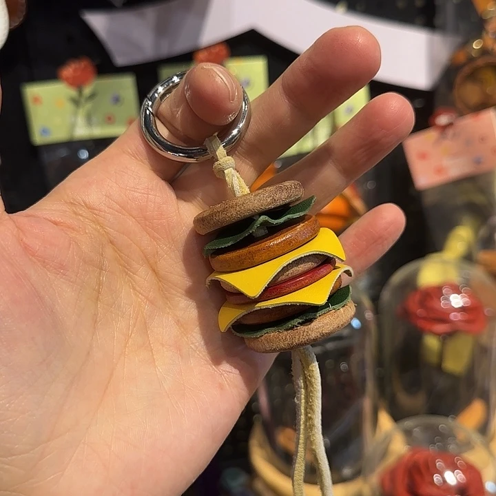 小***眭手工皮具包包宝贝