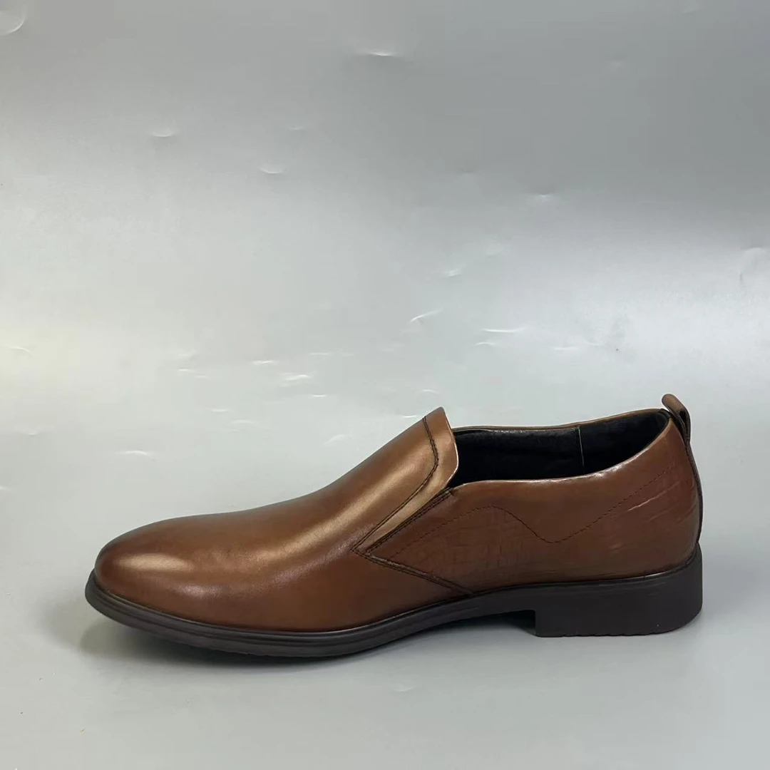 1499时尚百搭休闲透气男鞋