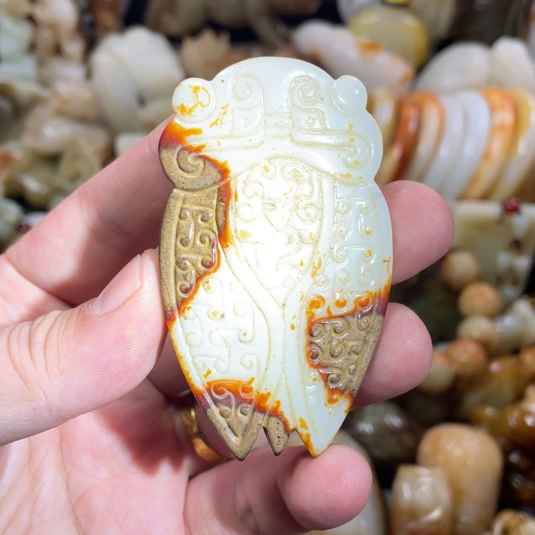 和田玉未镶嵌把件